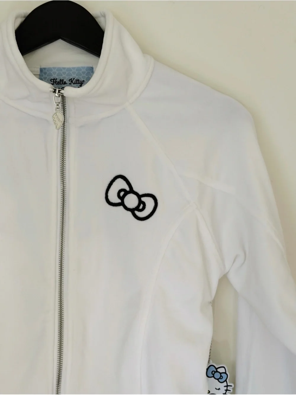 Hello Kitty x Forever 21 White Cropped Zip Front Jacket
